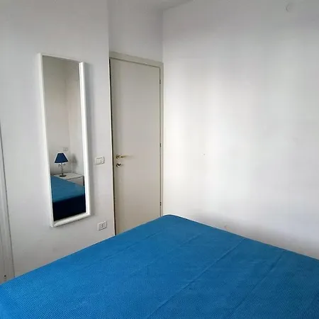 P313 Nr 103 Trilocale Sul Mare Con Ombrellone In Prima Fila شقة